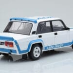 Lada 2105 VFTS Bela IXO 1:18 - image 2 of 6