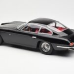 Lamborghini 400 GT 2+2 Črn KK-Scale 1:18 - image 5 of 6