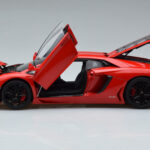 Lamborghini Aventador LP700-4 Andromeda Rdeča AUTOart 1:18 - image 4 of 10