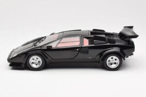 Lamborghini Countach LP 5000 Quattrovalvole Črn Kyosho 1:18 08320BK Kovina – slika 4 od 8