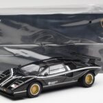 Lamborghini Countach LP 500R Črn Kyosho 1:18 - image 8 of 8