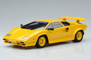 Lamborghini Countach Turbo Koenig Specials Rumen GT Spirit 1:18 KJ010 Smola