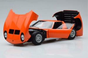 Lamborghini Miura SV Oranžna AUTOart 1:18 74542 Kovina – slika 2 od 8
