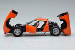 Lamborghini Miura SV Oranžna AUTOart 1:18 74542 Kovina – slika 4 od 8