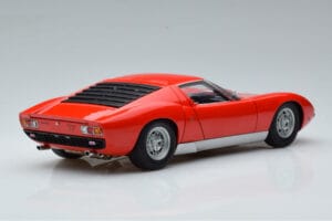 Lamborghini Miura SV Rdeča AUTOart 1:18 74543 Kovina – slika 3 od 8
