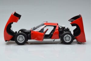 Lamborghini Miura SV Rdeča AUTOart 1:18 74543 Kovina – slika 4 od 8