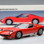 Lamborghini Miura SV Rdeča AUTOart 1:18 - image 8 of 8