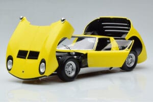 Lamborghini Miura SV Rumen Kyosho 1:18 08317Y Kovina – slika 2 od 11