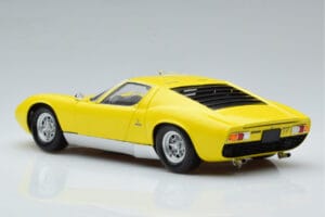 Lamborghini Miura SV Rumen Kyosho 1:18 08317Y Kovina – slika 7 od 11