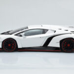 Lamborghini Veneno Bela AUTOart 1:18 - image 5 of 8