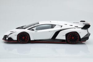 Lamborghini Veneno Bela AUTOart 1:18 74507 Kovina – slika 5 od 8