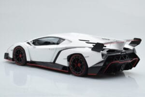 Lamborghini Veneno Bela AUTOart 1:18 74507 Kovina – slika 7 od 8