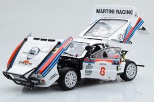 Lancia 037 Martini #8 A. Bettega / M. Perissinot Safari Rally 1985 Kyosho 1:18 08306J Kovina – slika 2 od 8