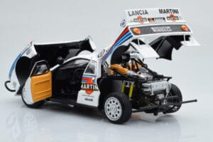 Lancia 037 Martini #8 A. Bettega / M. Perissinot Safari Rally 1985 Kyosho 1:18 08306J Kovina – slika 3 od 8