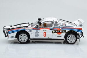 Lancia 037 Martini #8 A. Bettega / M. Perissinot Safari Rally 1985 Kyosho 1:18 08306J Kovina – slika 5 od 8