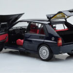 Lancia Delta HF Integrale Club Italia Moder Kyosho 1:18 - image 3 of 8
