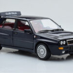 Lancia Delta HF Integrale Club Italia Moder Kyosho 1:18 - image 6 of 8