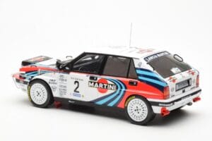 Lancia Delta Integrale 16V #2 M. Biasion / T. Siviero Rally Safari 1990 IXO 1:18 18RMC139A Kovina – slika 5 od 6