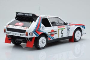 Lancia Delta S4 #5 M. Biasion / T. Siviero Rally San Remo 1986 IXO 1:18 18RMC130B Kovina – slika 2 od 6