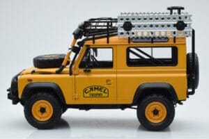 Land Rover Defender 90 Camel Trophy Borneo 1985 Almost Real 1:18 810213 Kovina – slika 4 od 8
