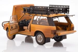 Land Rover Defender 90 Camel Trophy Sumatra 1981 Almost Real 1:18 810107 Kovina – slika 5 od 8