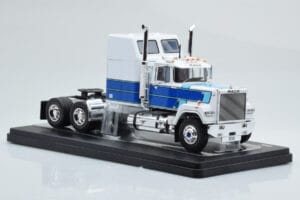 Mack Superliner Magnum Bel Modra IXO 1:43 TR165 Kovina – slika 4 od 6
