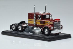 Marmon CHDT Rdeče-Zlat IXO 1:43 TR157 Kovina – slika 4 od 6