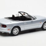 Mazda MX-5 NA Srebrna Norev 1:18 - image 2 of 7
