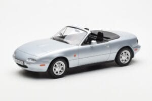 Mazda MX-5 NA Srebrna Norev 1:18