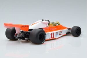 McLaren M23 #11 J. Hunt F1 World Champion 1976 MCG 1:18 MCG18612F Kovina – slika 2 od 6