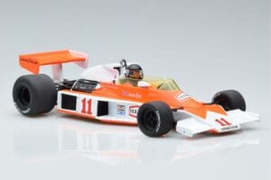 McLaren M23 #11 J. Hunt F1 World Champion 1976 MCG 1:18 MCG18612F Kovina – slika 4 od 6