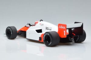 McLaren MP4/2B Marlboro #1 N. Lauda Winner Dutch Grand Prix 1985 MCG 1:18 MCG18607F Kovina – slika 5 od 6