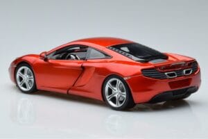 McLaren MP4-12C S Figurico Stig Top Gear Minichamps 1:18 519101330 Kovina – slika 6 od 7