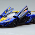 McLaren P1 GTR Modra Z Rumenimi Progami AUTOart 1:18 - image 2 of 7