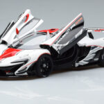 McLaren P1 GTR Sijajno Bela Z Rdečimi Progami AUTOart 1:18 - image 2 of 7