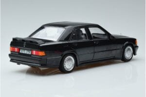 Mercedes 190 E 2.3-16 Cosworth W201 Norev 1:18 183830 Kovina – slika 3 od 7