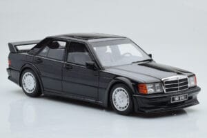 Mercedes 190E W201 2.5-16 Evo I Črn Otto 1:18 OT151 Smola – slika 4 od 6