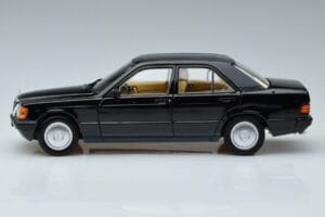Mercedes 190 E W201 Omejena Izdaja Norev 1:18 183823 Kovina – slika 5 od 10