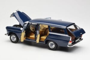 Mercedes 200 Universal W115 Modra Norev 1:18 183599 Kovina – slika 5 od 8