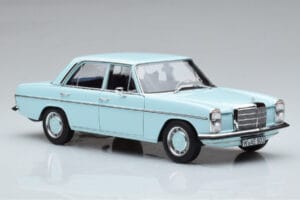 Mercedes 200 W115 Norev 1:18 183777 Kovina – slika 5 od 7