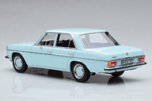 Mercedes 200 W115 Norev 1:18 183777 Kovina – slika 6 od 7