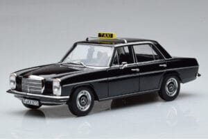 Mercedes 200 W115 Taxi Norev 1:18 183776 Kovina
