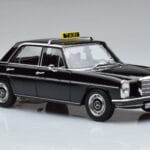 Mercedes 200 W115 Taxi Norev 1:18 183776 Kovina - image 5 of 7