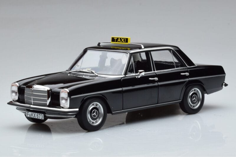 Mercedes 200 W115 Taxi Norev 1:18 183776 Kovina