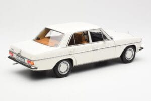 Mercedes 200 W115 Bel Norev 1:18 183770 Kovina – slika 3 od 8