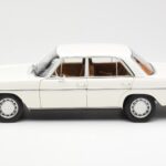 Mercedes 200 W115 Bel Norev 1:18 - image 4 of 8