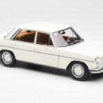 Mercedes 200 W115 Bel Norev 1:18 - image 6 of 8