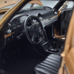 Mercedes 200T S123 AMG Package Bež Norev 1:18 - image 8 of 9