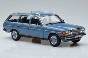 Mercedes 200T S123 Modra Norev 1:18 183737 Kovina – slika 5 od 7