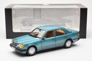 Mercedes 230E W124 Beryl Metallic Dealerska Izdaja Norev 1:18 B66040698 Kovina – slika 8 od 8